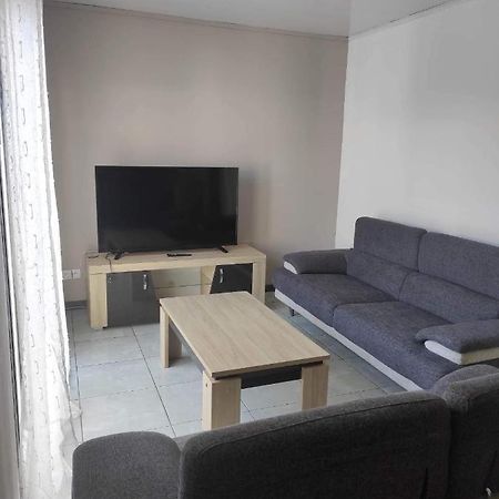 Apartamento Location Saisonniere Les Bibassiers Le Tampon Exterior foto